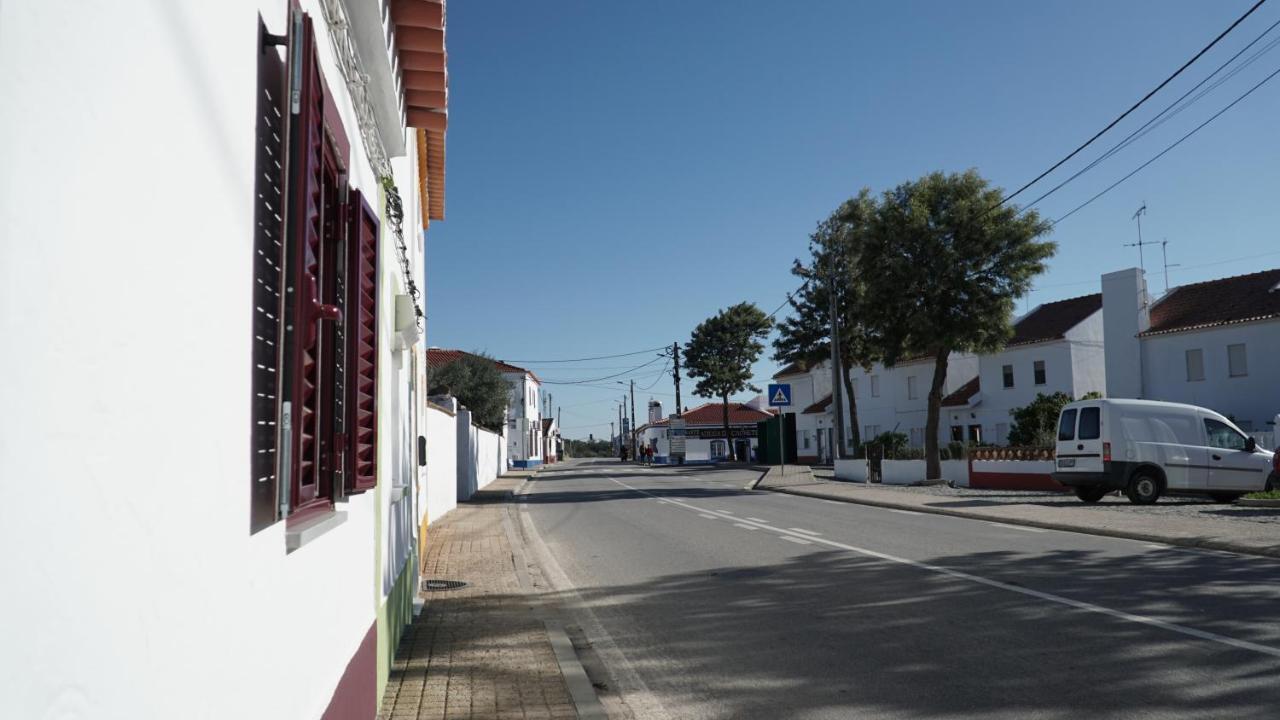 17 Da Rua Da Estacao Villa Sao Pedro do Corval Exterior photo